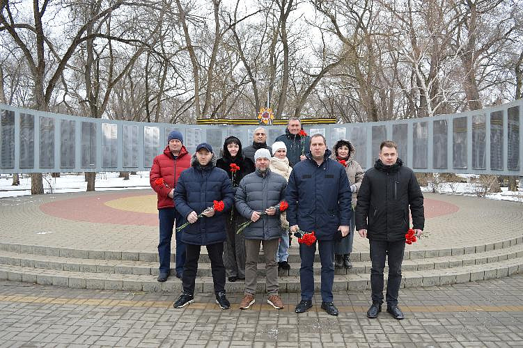 Батайские энергетики приняли участие в акции памяти в честь 82-летия освобождения города от немецко-фашистских захватчиков